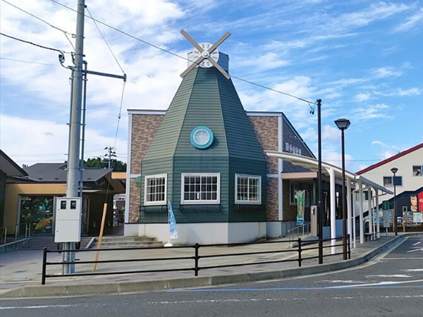 陸中山田駅観光案内所