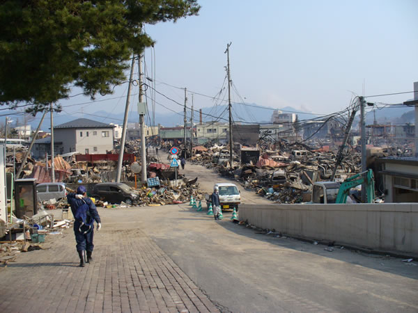 山田町役場前（山田町八幡町）