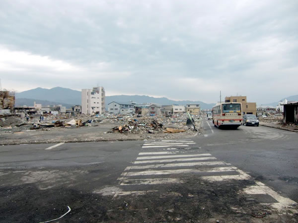 陸中山田駅前（山田町川向町）