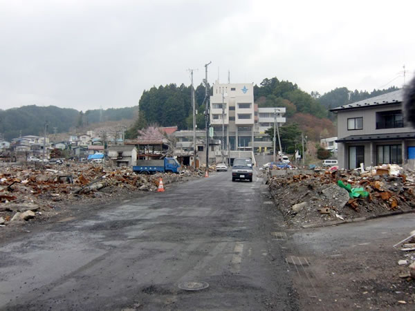 役場前通り（山田町八幡町）