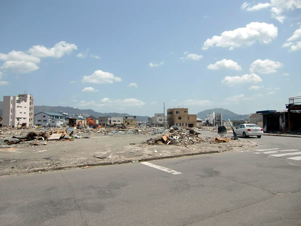 陸中山田駅前（山田町川向町）