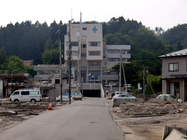 役場前通り（山田町八幡町）