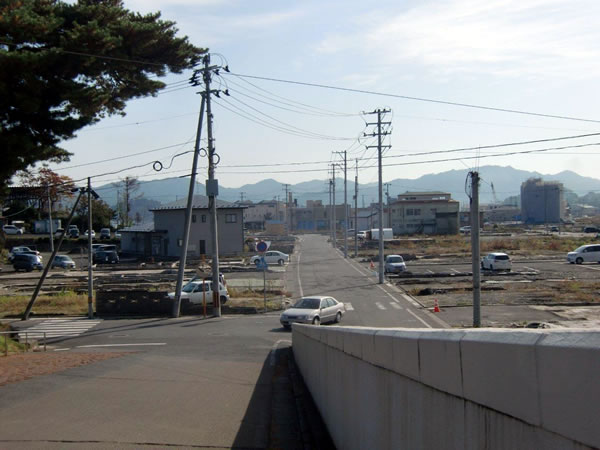 山田町役場前（山田町八幡町）