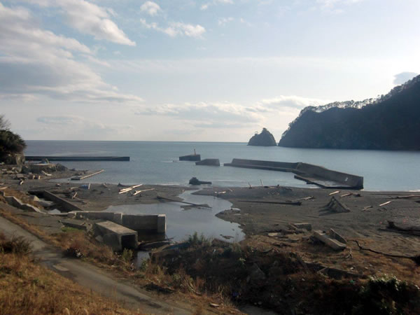 小谷鳥海岸（山田町船越）