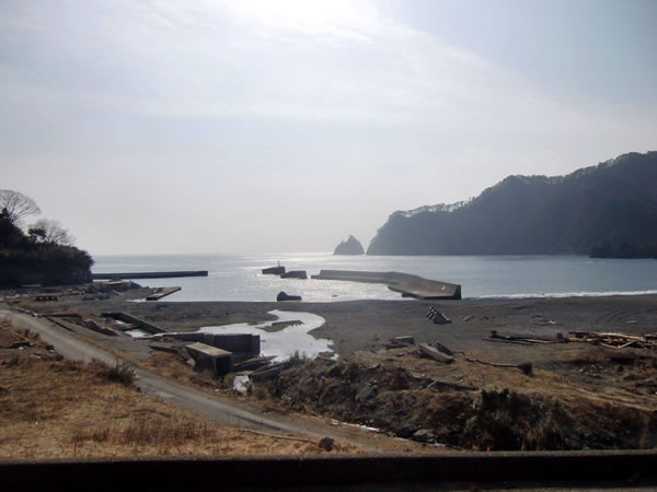 小谷鳥海岸（山田町船越）