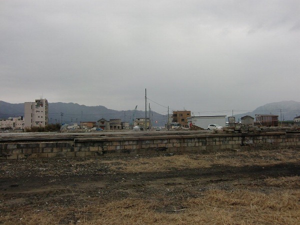 陸中山田駅裏（山田町川向町）