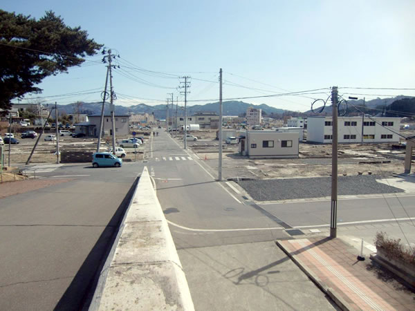 山田町役場前（山田町八幡町）