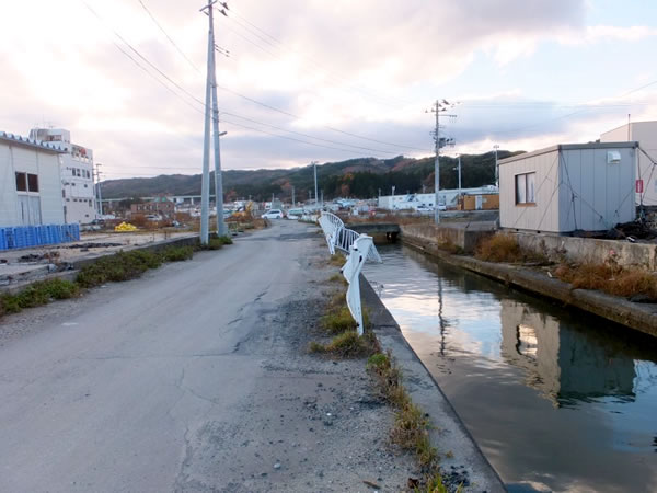 川向橋付近から