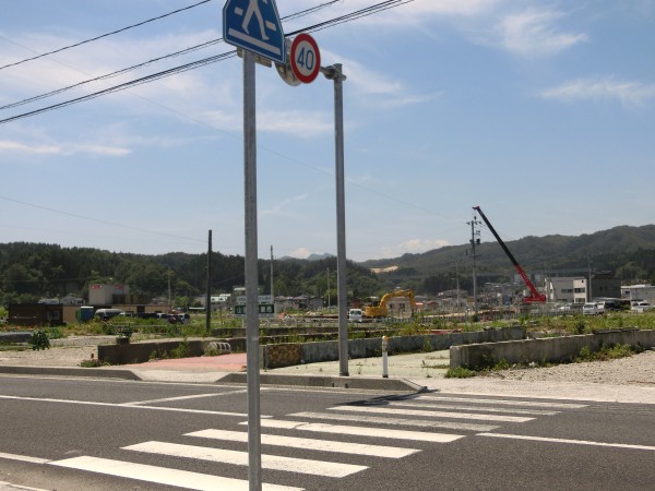 中央町靴のさいとう跡地から山田駅方面