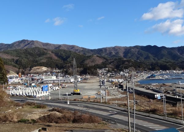 魚賀波間神社から北側を望む