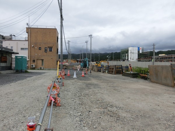 陸中山田駅前通り